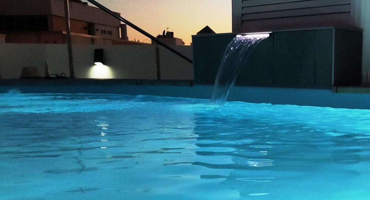 Apartamentos Gran Plaza De Nerja Eksteriør billede